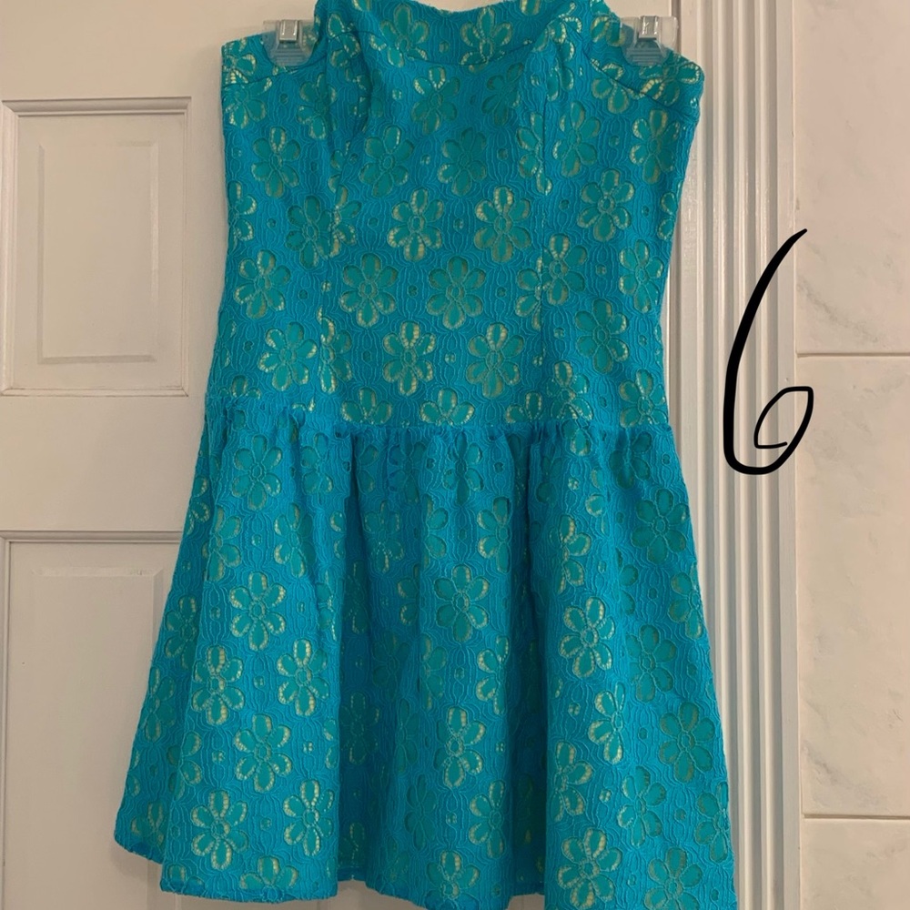 EUC size 2 tenley dress in turquoise lace me up
